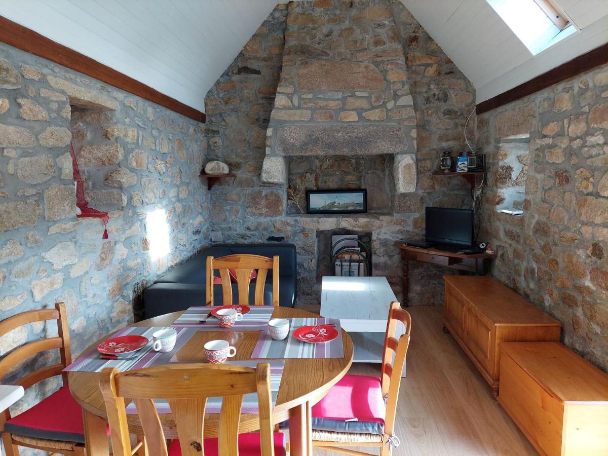 Holiday Home In Plouarzel מראה חיצוני תמונה