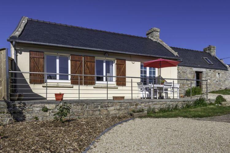 Holiday Home In Plouarzel מראה חיצוני תמונה